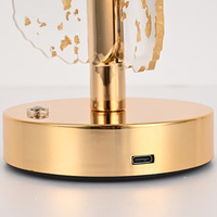 Lampe de table moderne nordique papillon design acrylique cristal nouveau modèle pour restaurant chevet chambre veilleuse batterie
