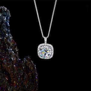 S925 plata esterlina pequeño cubo azúcar Moisan collar Mujer Pan clavícula cadena luz lujo nicho diseño sentido <span class=keywords><strong>Ing</strong></span> estilo C - Product Image 3