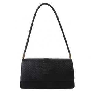 2025 Luxury Designer Pu Leather Shoulder <b>Bags</b> Adjustable <b>Long</b> Strap Vintage Crocodile-print Shoulder <b>Bag</b> for Women - Product Image 6