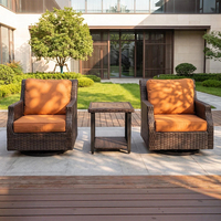 Canapé 2 places J&M Outdoor T715A avec structure en aluminium et table, ensemble de chaises en rotin PE tressé à la main avec coussins, pour usage extérieur.