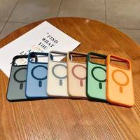 Bon prix pour coque de téléphone magnétique givrée pour iPhone 17 Pro Max, compatible iPhone 16, 14, 12, 11, avec boîte de vente au détail et accessoires en gros