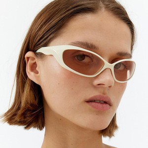 Lunettes de soleil œil de chat personnalisables avec logo - Monture intégrale, verres UV400, légères et durables, confortables pour les sports de plein air et le cyclisme - Product Image 4