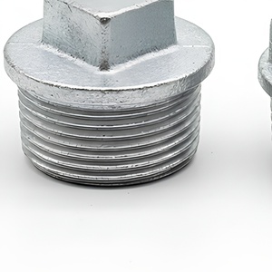 Tapón de tubería de hierro maleable galvanizado con rosca externa y extremo sin rebabas para sellado de tuberías contra incendios - Product Image 6