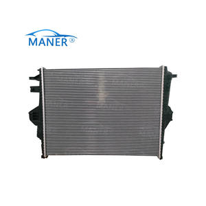 Pièces de moteur automobile MANER, radiateur de refroidissement 95810613220 7P6121253 pour Porsche Cayenne VW TOUAREG 4.2 V8 FSI - Product Image 1