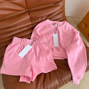 Z39 Nuovo Set Sportivo Casual Primaverile ed Estivo per Donne: Felpa con Cappuccio Versatile <span class=keywords><strong>e</strong></span> Pantaloncini con Elastico in Vita - Product Image 1