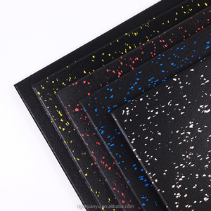 Piastrelle in <span class=keywords><strong>Gomma</strong></span> <span class=keywords><strong>di</strong></span> Alta Qualità per Pavimenti <span class=keywords><strong>di</strong></span> Palestre, Pendenza in <span class=keywords><strong>Gomma</strong></span> per Aree Fitness e Sollevamento Pesi - Product Image 2