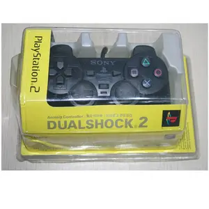 Bir kutuda paketlenmiş PS2/Playstation2 için kablolu oyun denetleyicisi