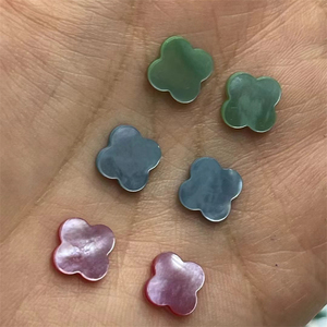 8mm 10mm rosa azul <span class=keywords><strong>verde</strong></span> cuatro trébol piedra 2mm de espesor trébol de cuatro hojas Natural nácar fregona plana - Product Image 3