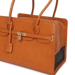 Şık moda çevre dostu <span class=keywords><strong>PU</strong></span> deri köpek evcil hayvan taşıyıcı 5kg nefes örgü paneli fermuar kapatma sırt çantası - Product Image 2