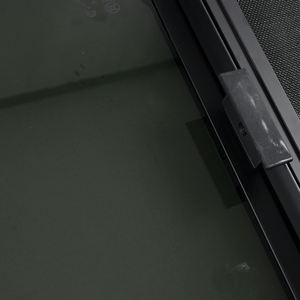 Meilleure qualité fenêtre <span class=keywords><strong>coulissante</strong></span> RV meilleure vente fenêtre de levage 1067*559mm avec trou de pluie fenêtre RV - Product Image 6