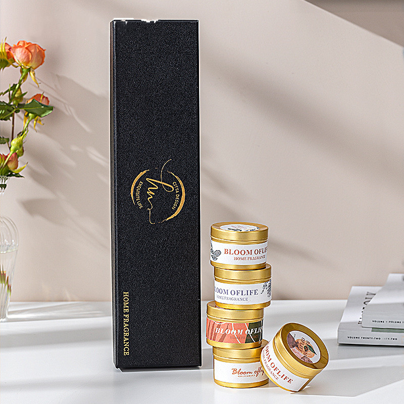 La sucrerie faite sur commande d'anniversaire a flairé Tin Candles des bidons de 6 onces avec des couvercles 8