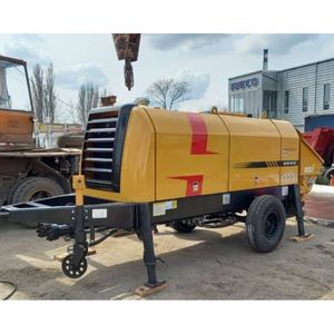 <span class=keywords><strong>Pompe</strong></span> à béton sur remorque haute performance à faible usure HBT8018C-5S avec une production de 85 m³/h pour la construction municipale et la <span class=keywords><strong>location</strong></span> d'équipements - Product Image 3