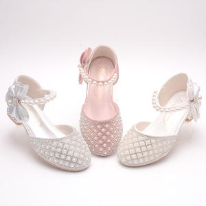 <span class=keywords><strong>Scarpe</strong></span> da ballo da principessa nuziale rosa con tacco alto da ragazza <span class=keywords><strong>scarpe</strong></span> da ballo con perla di diamante - Product Image 3