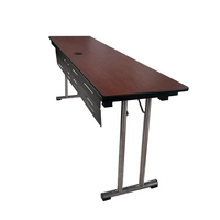 Table de conférence pliable en promotion avec panneau de discrétion, pieds en acier inoxydable et trou de gestion des câbles