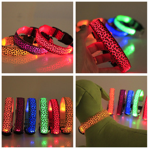Collar de Perro de Poliéster Reflectante, Transpirable, Ajustable, con Rayas, Simple y de Lujo, con Luz LED que Brilla en la Oscuridad, para Seguridad Nocturna, Venta al Por Mayor - Product Image 2