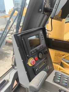 ماكينة رفع البناء المستخدمة من الشركة المصنعة XCMG ، رافعة صغيرة مجنزرة XGC25T بتخفيضات كبيرة - Product Image 5