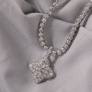 <span class=keywords><strong>Collana</strong></span> con ciondolo a forma di fiore di <span class=keywords><strong>quadrifoglio</strong></span> di zircone cubico colorata Uwin, vendita calda, a strati, gioielli da donna uomo - Product Image 5