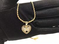 Collier en acier inoxydable plaqué or avec pendentif papillon diamant rose, design classique de dessin animé, pour femmes et hommes