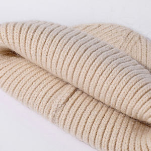 หมวกไหมพรมแฟชั่นสำหรับผู้หญิง ดีไซน์เก๋ ขนกระต่าย ประดับเพชรเทียม หนานุ่ม อุ่นสำหรับฤดูหนาว ขายส่ง หมวกบีนนี่สำหรับผู้หญิง - Product Image 6