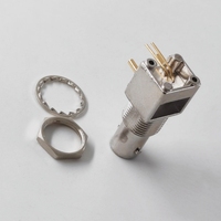 Connecteur coaxial RF BNC femelle 75 ohms à angle droit intégré pour PCB, pour applications de vidéosurveillance