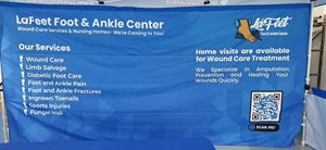 Gazebo Luar Ruangan Aluminium Oxford Lapis Ganda yang Dapat Disesuaikan 3x3 10x10, Tenda Pameran Dagang untuk Iklan dan Acara Olahraga - Product Image 4