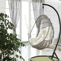 Fauteuil suspendu œuf en rotin avec structure en acier, moderne et étanche, pour jardin, mobilier d'extérieur, usage domestique et chambre à coucher, vente en gros