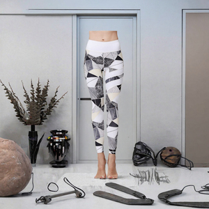 Leggings Deportivos Ligeros y Transpirables para Mujer, con Alta Absorción de Sudor, en Spandex/Nylon, con Estampado por Transferencia de Calor - Product Image 3