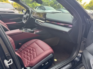 Venta al por Mayor de Autos Usados BMW Serie 5 <span class=keywords><strong>G60</strong></span> 530Li Luxury M Sport 2024 Sedán - Product Image 5