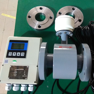 Dn150 4-20mA Remote <span class=keywords><strong>Digital</strong></span> tipe <span class=keywords><strong>flange</strong></span> 6 inci meteran aliran air konduktif Flowmeter magnetik untuk dijual - Product Image 1