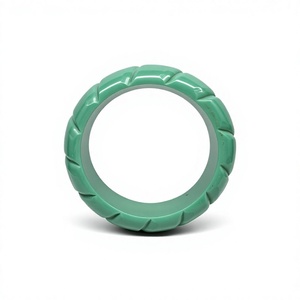 Nouveau bracelet en résine sculptée de style vintage, design élégant en forme de fleur, de haute qualité, idéal pour la création de bagues de mariage pour femme - Product Image 4