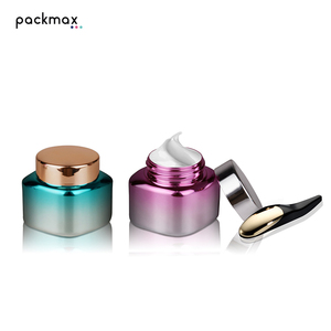 Tarro de Crema con Tapa Electrochapada y Vaso Interior Extraíble – Envase Cosmético de Plástico de Boca Ancha con Doble Capa, Compatible con Herramienta de Masaje Vibratoria - Product Image 3