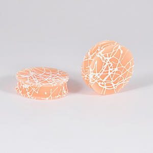 Tapones y Túneles para Orejas de Silicona Sólida con Líneas Irregulares y Pintura en Aerosol, Expansión de Oreja de Gran Tamaño, Estilo Hiphop - Product Image 5