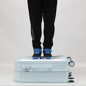 Valise Cabine Sélectionnée 20 Pouces Couleur Macaron Fermeture Éclair Solide Roues Pivotantes Durables Unisexe Voyage Loisirs Hiver 2023 - Product Image 5