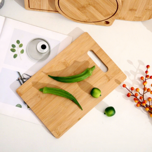 Tabla de Cortar de Madera Maciza Ecológica de Primera Calidad, Duradera y Elegante, Apta para Cuchillos, Marca TRESUN, 1.5 cm de Grosor, Apta para Lavavajillas - Product Image 1