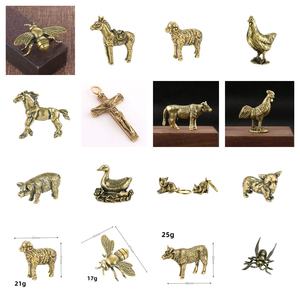 धातु शिल्प कांस्य मगरमच्छ प्रतिमा घर की सजावट तांबा स्विंग - Product Image 6