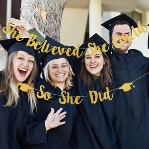 Banner di laurea per ragazze <span class=keywords><strong>2022</strong></span> che credeva di poterlo fare così ha fatto bandiera decorativa Pull - Product Image 5