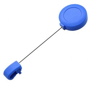 Practical and Stylish Retractable Keychain <b>Badge</b> <b>Clip</b> with Smooth Scroll Action for <b>Badges</b> and Pins - Product Image 3