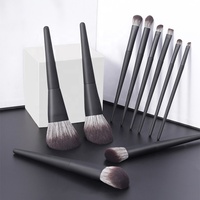 Ensemble complet de 10 pinceaux de maquillage haut de gamme noir mat, avec manche conique, pour poudre libre, blush et fard à paupières, pinceaux doux pour maquilleurs professionnels
