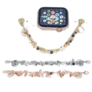 Tschick cinturino in Silicone anello decorativo unghie per Apple Watch Band Charms creatività in metallo fiore di perle rivetto accessori iwatch