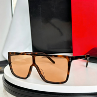 Lunettes de soleil unisexes rétro carrées à monture intégrale, verres gris dégradés, protection UV, pont doré, rivets papillon