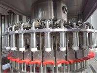 Machine de remplissage et d'emballage de boissons en bouteille entièrement automatique 10000 Bph 4 en 1 Ligne de production d'eau minérale