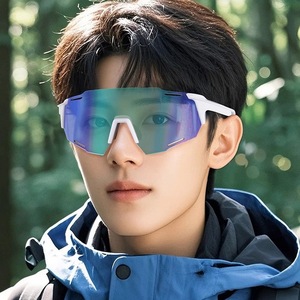 แว่นกันแดดโฟโตโครมิกชิลด์ UV400 ไร้กรอบสำหรับทุกเพศแว่นตากีฬากลางแจ้งสำหรับการขี่จักรยานวิ่งเดินป่า - Product Image 2