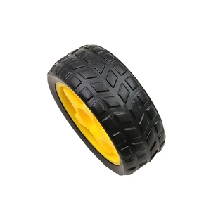 Moteur TT à vente chaude, DC 3V-6V, avec roue de 65 mm pour <span class=keywords><strong>Arduino</strong></span>, <span class=keywords><strong>voiture</strong></span> robot intelligente, moteur 130, <span class=keywords><strong>kit</strong></span> de jouets intelligents - Product Image 2