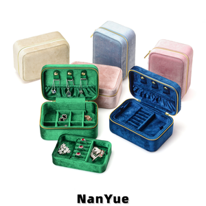 Caja de Joyería de Terciopelo de Lujo con Múltiples Compartimentos, Logotipo Personalizado, Cierre de Cremallera, Portátil, para Anillos, Collares, Pendientes, Pulseras, Caja de Almacenamiento de Joyas - Product Image 1