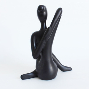 Abstract nero femminile signora Yoga statua scultura decorativa in Polyresin decorazione da scrivania per la casa per uso esterno sport Anime tema - Product Image 3