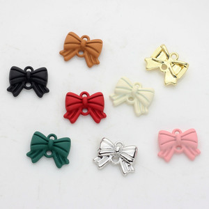 Vente chaude en alliage de zinc Bowknot Pendentifs 8 Couleurs Flatback Bow Dangle Charms pour la fabrication de bijoux à bricoler soi-même <span class=keywords><strong>Scrapbooking</strong></span> Artisanat - Product Image 4
