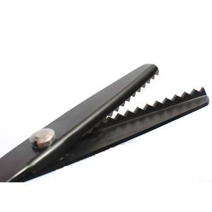 <span class=keywords><strong>Ciseaux</strong></span> à dentelle, <span class=keywords><strong>ciseaux</strong></span> à coudre, <span class=keywords><strong>ciseaux</strong></span> de jardinage, <span class=keywords><strong>ciseaux</strong></span> à broder, bord festonné/triangulaire, manche en métal - Product Image 4