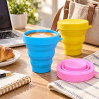 Tasse à café pliable en silicone, gobelet de voyage portable réutilisable avec couvercle, résistant à la chaleur, pour le camping, logo personnalisé OEM