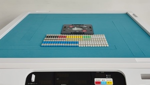 Máquina de Mahjong Japonesa Vertical de Lujo con Cuatro Puertos, Soporte Metálico, Fuente de Alimentación AC 120V, Barajador Automático, Uso Doméstico Ar - Product Image 2