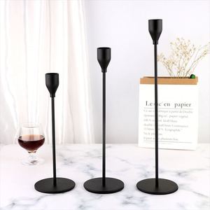 Supports de bougies décoratifs en fer de haute densité pour mariages, grands centres de table - Product Image 1